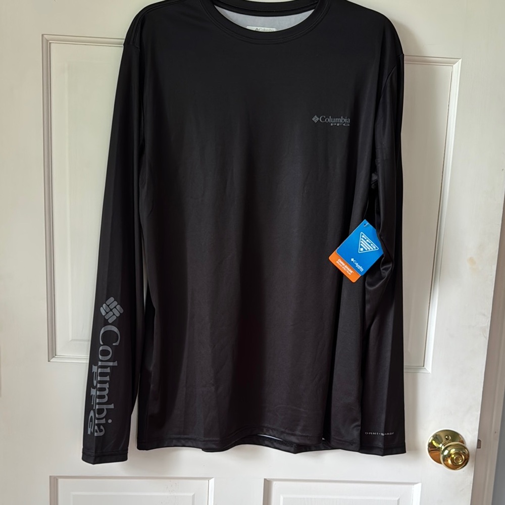 Columbia Black PFG Performance Fishing Gear Long Sleeve Shirt W/Omni-Shade.